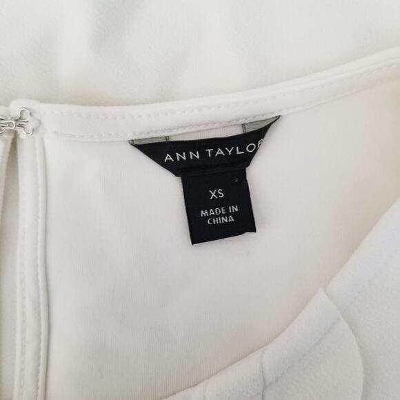 Ann Taylor White Stretch Scallop Top White XS - Picture 6 of 8